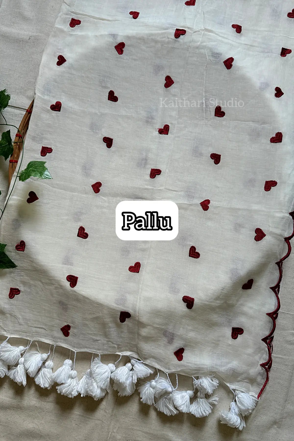 Heart Embroidery Scalloped Mul Cotton Sarees – Cream with Maroon - KS112