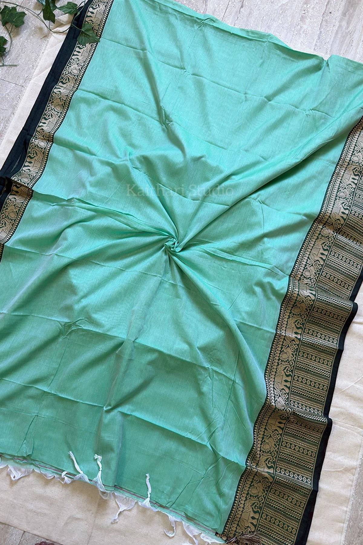 Narayanpet Big border – Pista Green - KS081