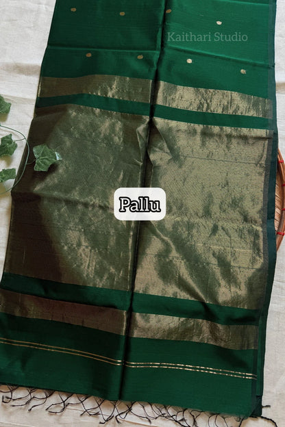 Nayanthra Inspired Borderless Maheshwari Silk Cotton Saree – Dark Green KS126