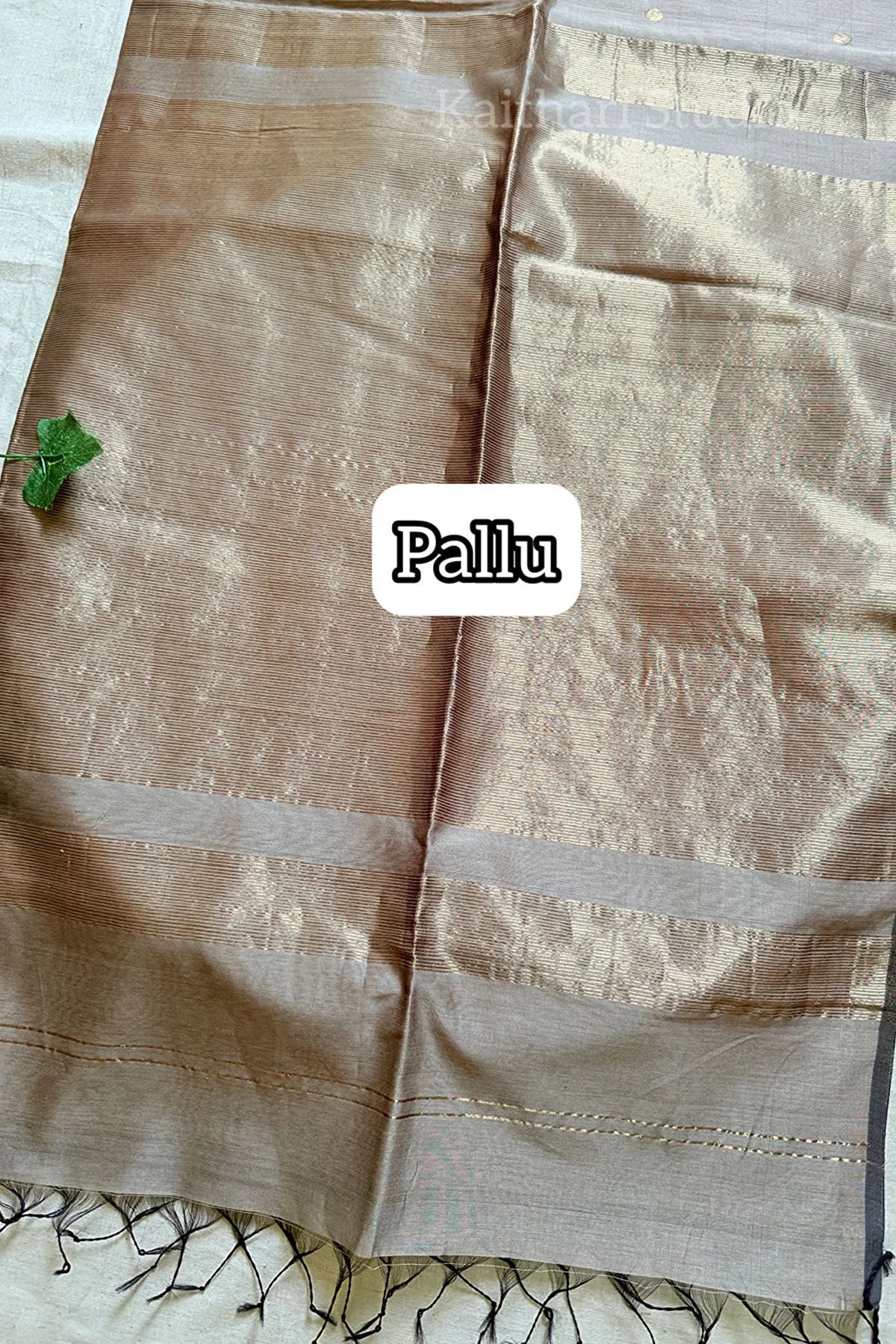 Nayanthra Inspired Borderless Maheshwari Silk Cotton Saree - Ash KS127