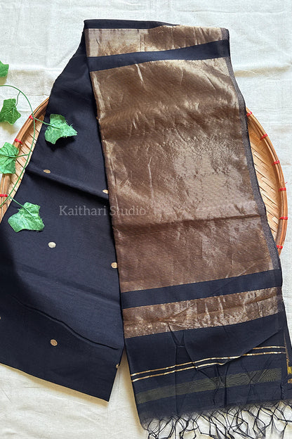 Nayanthra Inspired Borderless Maheshwari Silk Cotton Saree - Black KS128