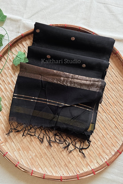 Nayanthra Inspired Borderless Maheshwari Silk Cotton Saree - Black KS128
