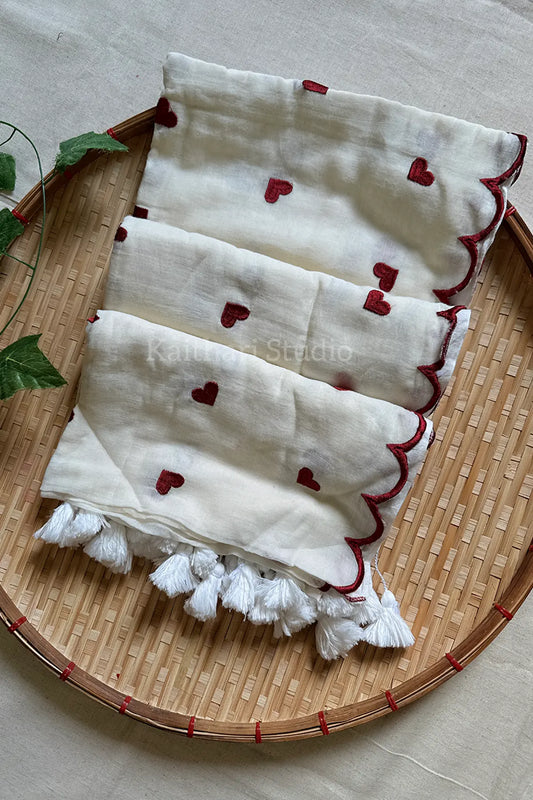 Heart Embroidery Scalloped Mul Cotton Sarees – Cream with Maroon - KS112