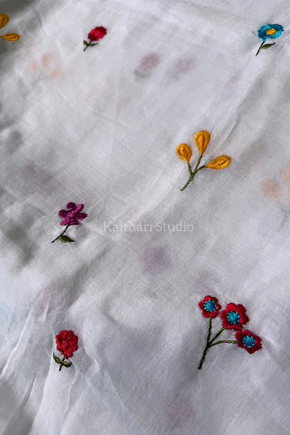 Multicolor Embroidery Mul Cotton Saree - White- KS042